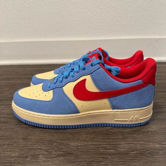 Nike AIR FORCE 1 '07 LV8 sz 10